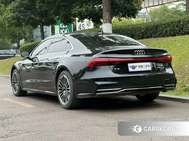 Audi A7L id 4333663 из Китая 13