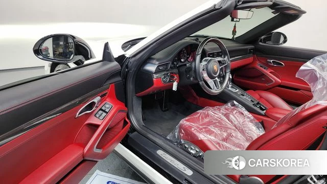 Porsche 911 id 4345531 из Кореи 29