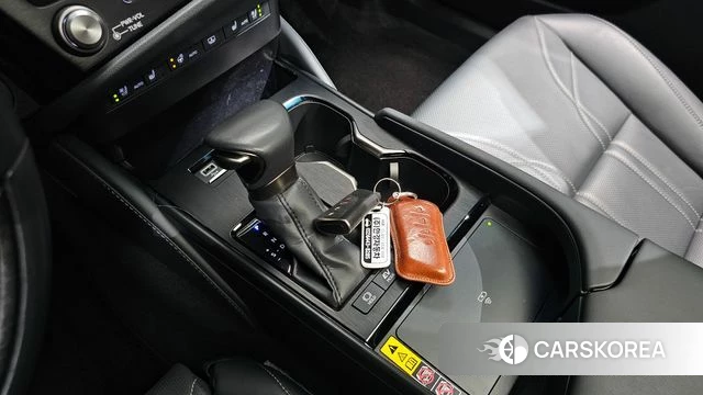 Lexus ES300h 7th generation id 4696245 из Кореи 38