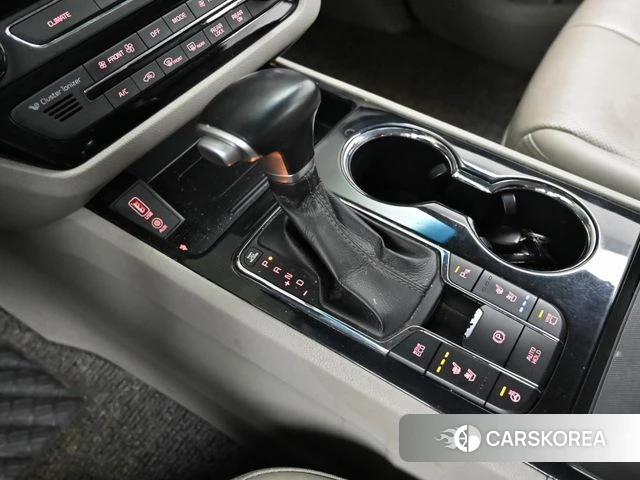 Kia The New Carnival id 4754838 из Кореи 19
