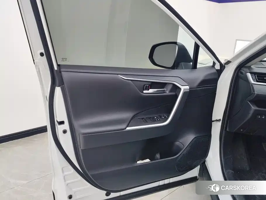 Toyota RAV4 id 4628199 из Китая 15