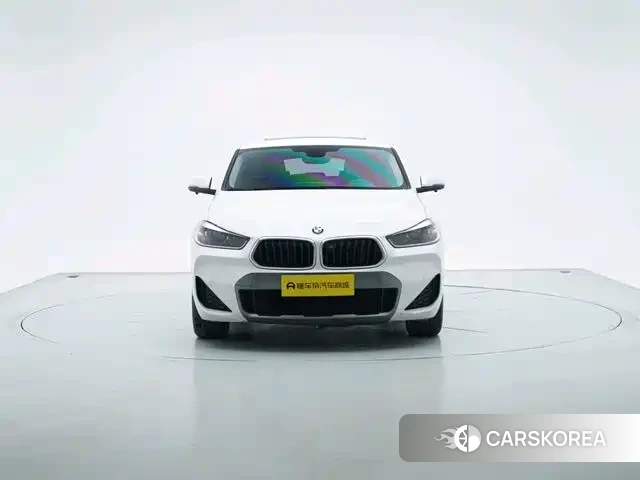 BMW X2 id 4628959 из Китая 9