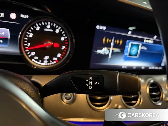 Mercedes-Benz E-Class W213 id 3641404 из Кореи 19