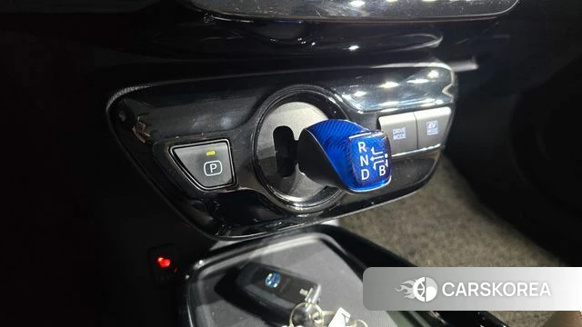 Toyota Prius 4th Generation id 4568237 из Кореи 31