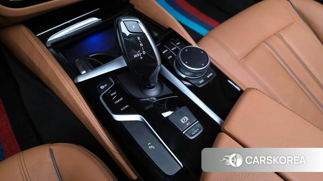 BMW 5 Series (G30) id 3916728 из Кореи 19