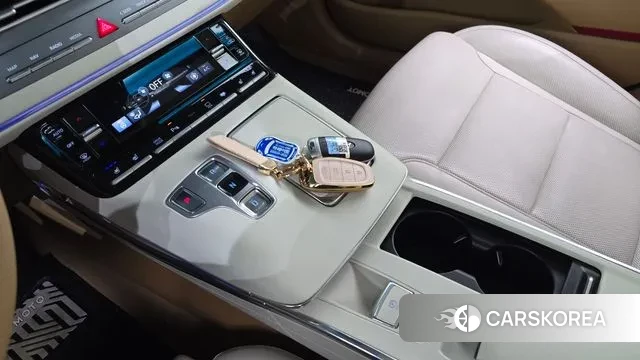 Hyundai The New Grandeur IG id 3402563 из Кореи 19