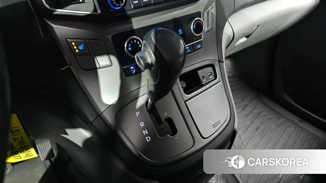 Hyundai The New Grand Starex id 4688636 из Кореи 19