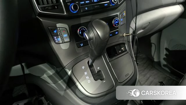 Hyundai The New Grand Starex id 3893879 из Кореи 19