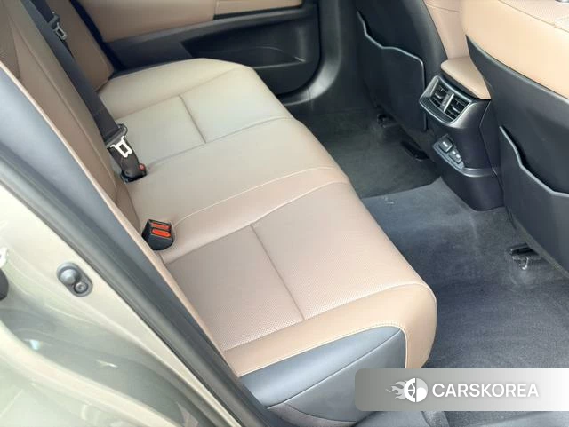 Lexus ES id 4314145 из Китая 22