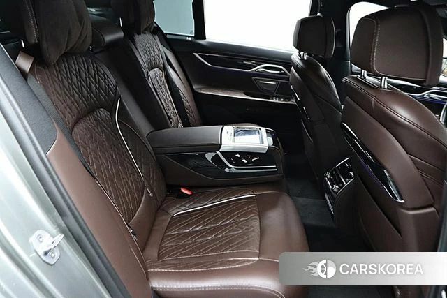 BMW 7 Series (G11) id 3801092 из Кореи 19