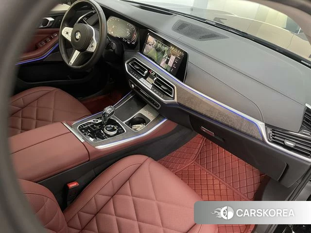 BMW X5 id 3908723 из Китая 35