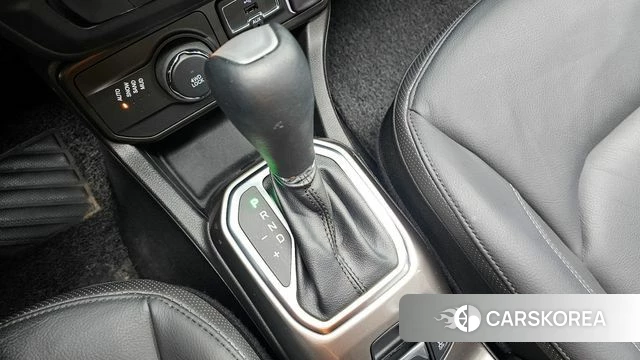 Jeep Renegade id 4195719 из Кореи 19