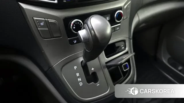 Hyundai The New Grand Starex id 3485173 из Кореи 19