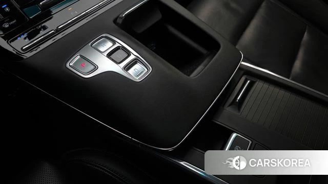 Hyundai The New Grandeur IG Hybrid id 3953968 из Кореи 19