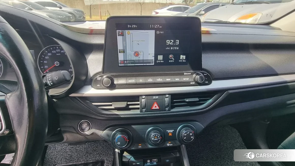 Kia Come New K3 id 1618582 из Кореи 19