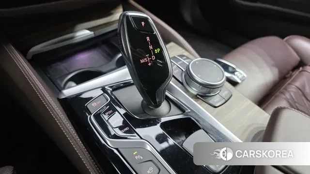 BMW 5 Series (G30) id 3514588 из Кореи 19