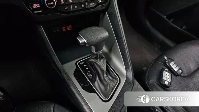 Kia Niro id 3060762 из Кореи 19