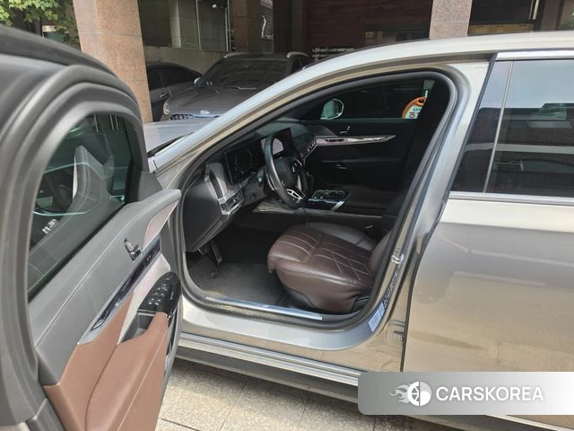 BMW 7 Series (G70) id 4591506 из Кореи 13