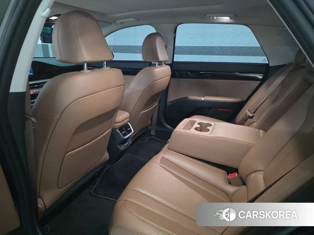 Hyundai Grandeur (GN7) id 4408452 из Кореи 11