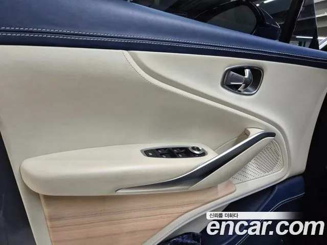 Aston Martin DBX id 2863030 из Кореи 16