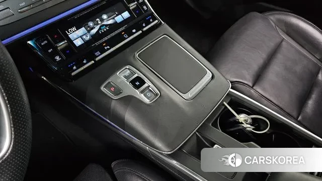 Hyundai The New Grandeur IG Hybrid id 3106199 из Кореи 19