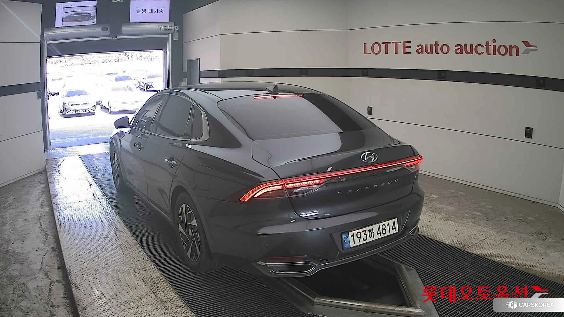 Hyundai Grandeur Hybrid id 4902565 из Кореи 37