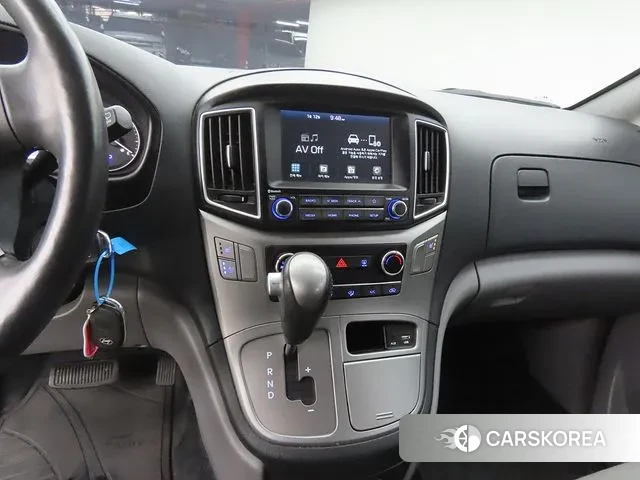 Hyundai The New Grand Starex id 3578249 из Кореи 19