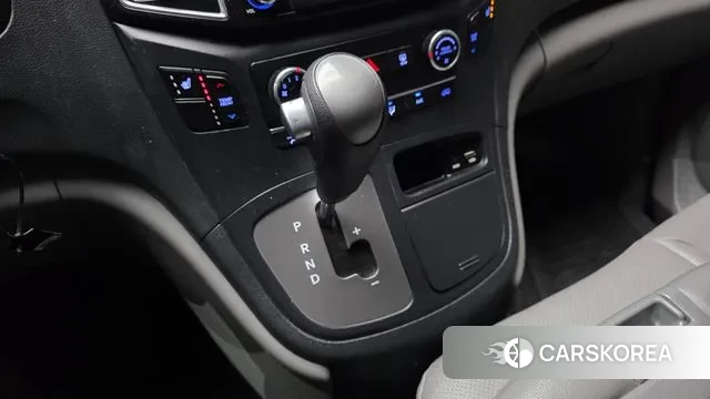 Hyundai The New Grand Starex id 3547317 из Кореи 19