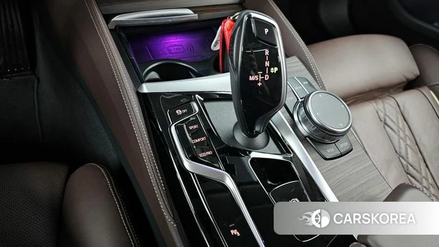 BMW 5 Series (G30) id 4528423 из Кореи 33