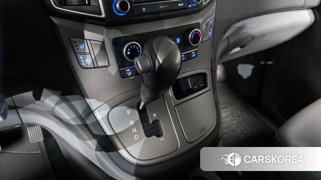 Hyundai The New Grand Starex id 3029534 из Кореи 19