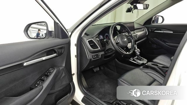 Kia Seltos id 4019565 из Кореи 19