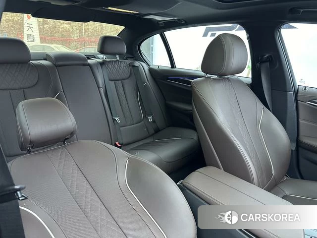 BMW 5 series id 4271703 из Китая 36