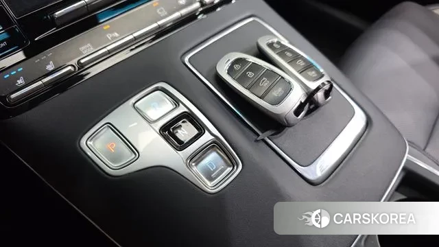 Hyundai The New Grandeur IG Hybrid id 3448984 из Кореи 19