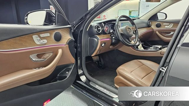 Mercedes-Benz E-Class W213 id 4865660 из Кореи 32