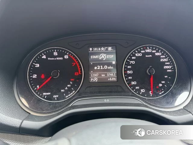 Audi Q2L id 4261576 из Китая 14