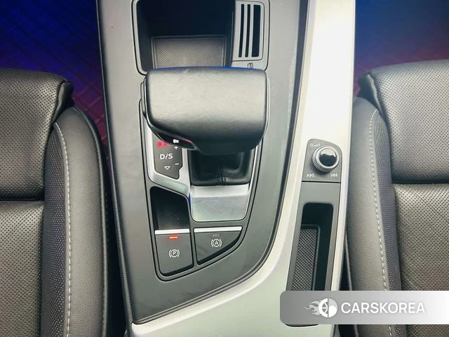 Audi A4L id 4393149 из Китая 25