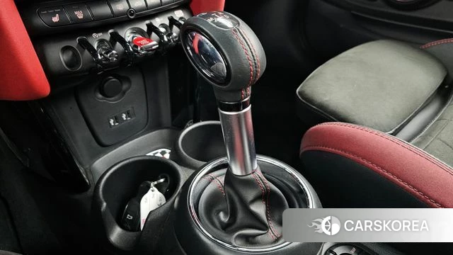 Mini Cooper S id 4310790 из Кореи 19