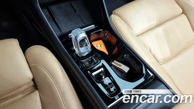 Volvo XC40 id 2906708 из Кореи 19