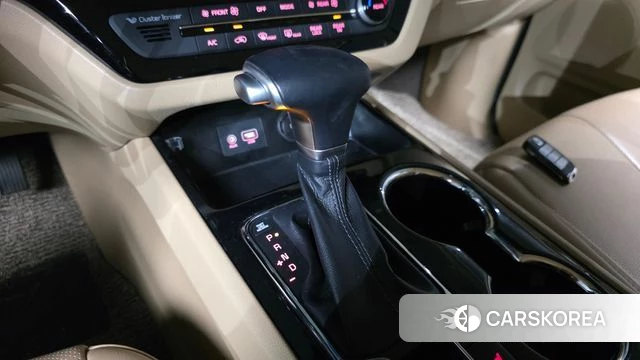 Kia The New Carnival id 4759943 из Кореи 34