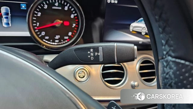 Mercedes-Benz E-Class W213 id 4605407 из Кореи 31