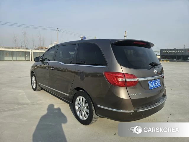 Buick GL8 id 3889876 из Китая 9