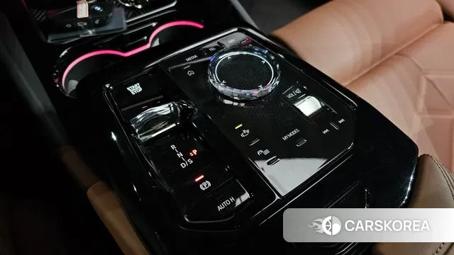 BMW 5 Series (G60) id 3217388 из Кореи 19