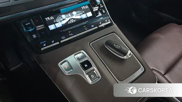 Hyundai The New Grandeur IG id 3054087 из Кореи 19