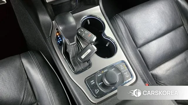 Jeep Grand Cherokee id 3033814 из Кореи 19