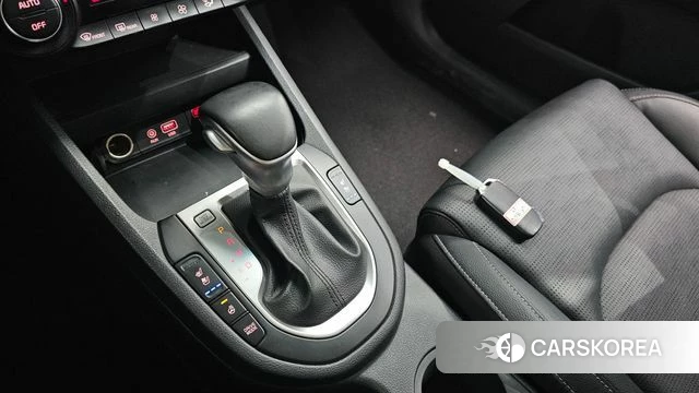 Kia Come New K3 id 4317067 из Кореи 31