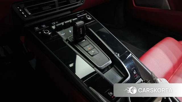 Porsche 911(992) id 4494294 из Кореи 30
