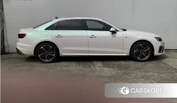 Audi A4L id 4467527 из Китая 9