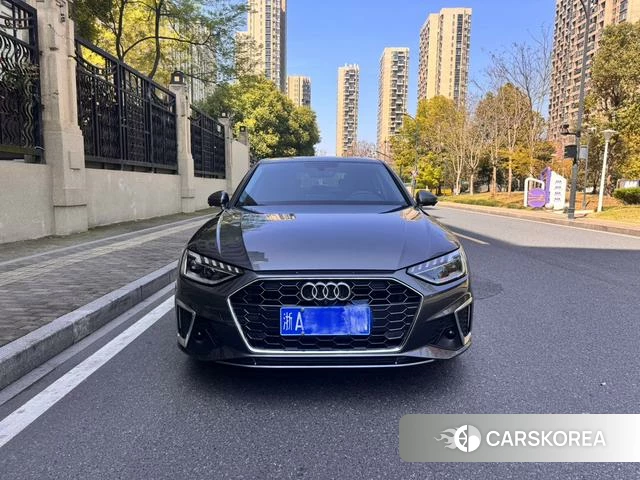 Audi A4L id 4299583 из Китая 9