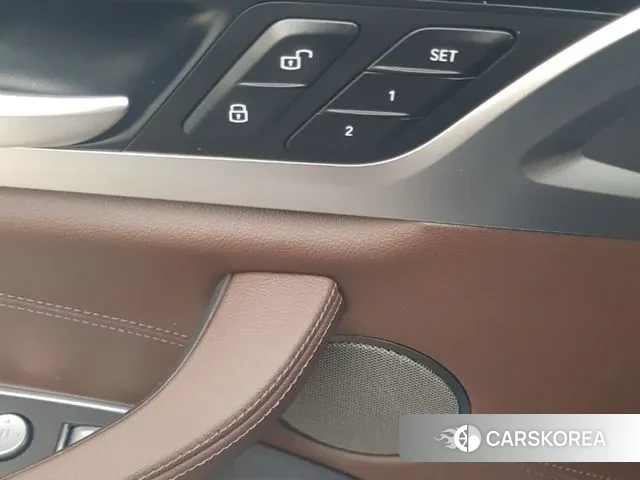 BMW X4 (G02) id 3377356 из Кореи 17