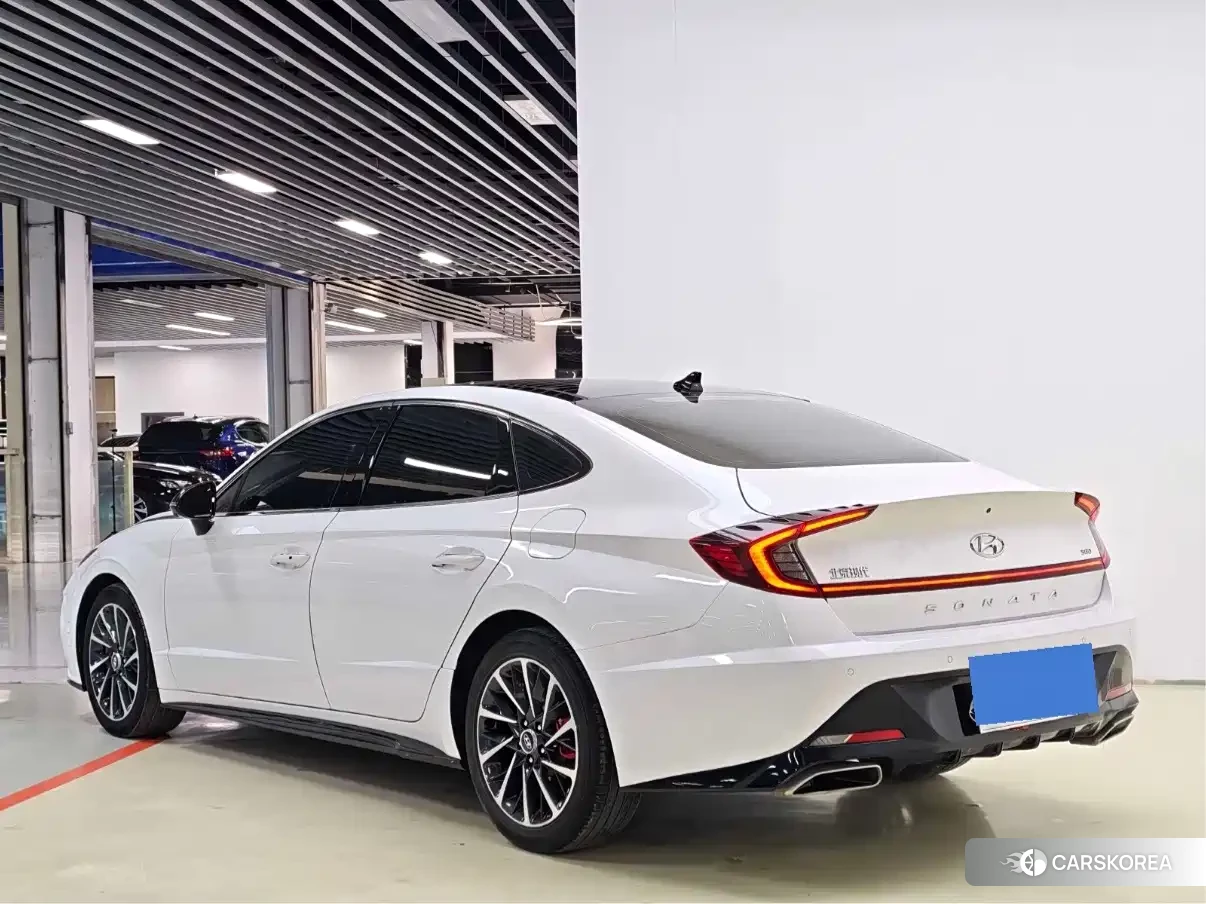 Hyundai Sonata id 4680752 из Китая 9